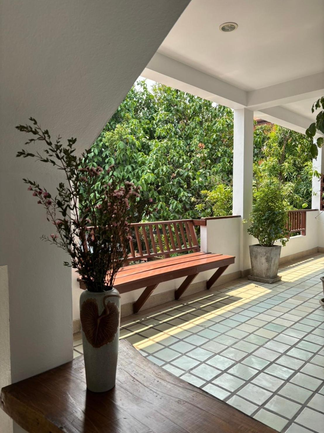 Yindee Stylish Guesthouse Chiang Mai Bagian luar foto