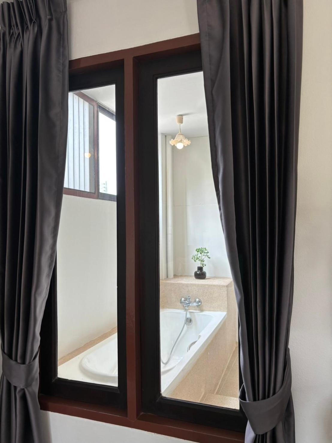 Yindee Stylish Guesthouse Chiang Mai Bagian luar foto