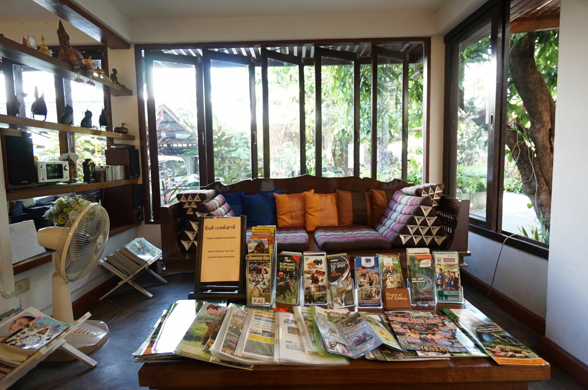 Yindee Stylish Guesthouse Chiang Mai Bagian luar foto