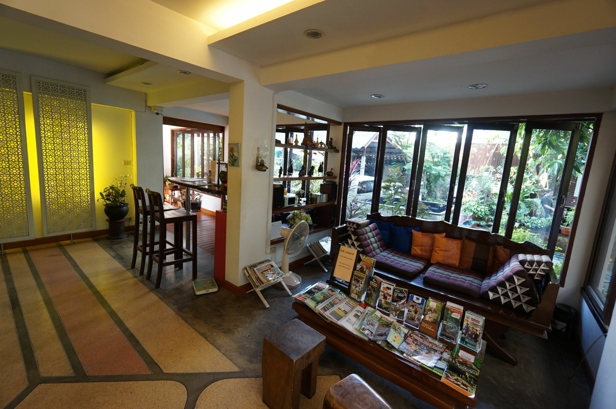 Yindee Stylish Guesthouse Chiang Mai Bagian luar foto
